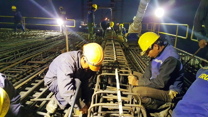 Bất động sản Vuông | Công trường cây cầu hơn 7.000 tỷ nối Quảng Ninh và Hải Phòng