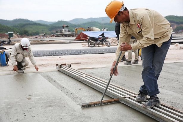 Bất động sản Vuông | Sân bay Vân Đồn: 'Bầu trời mở' gần kề ngày khai thông