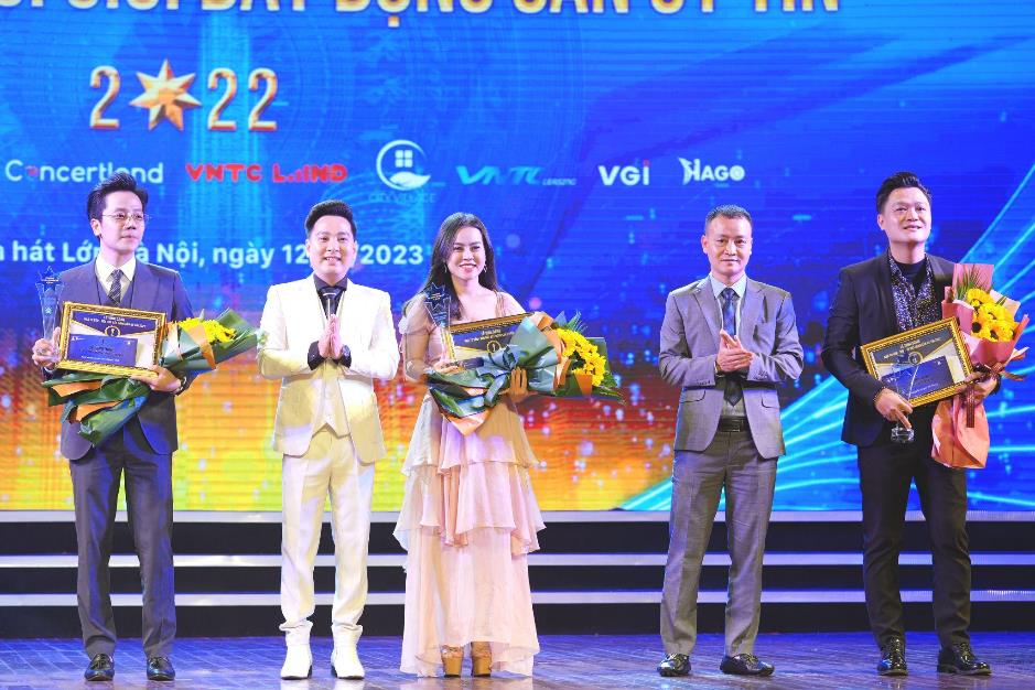 Bất động sản Vuông | Lễ vinh danh những nghệ sĩ môi giới bất động sản
