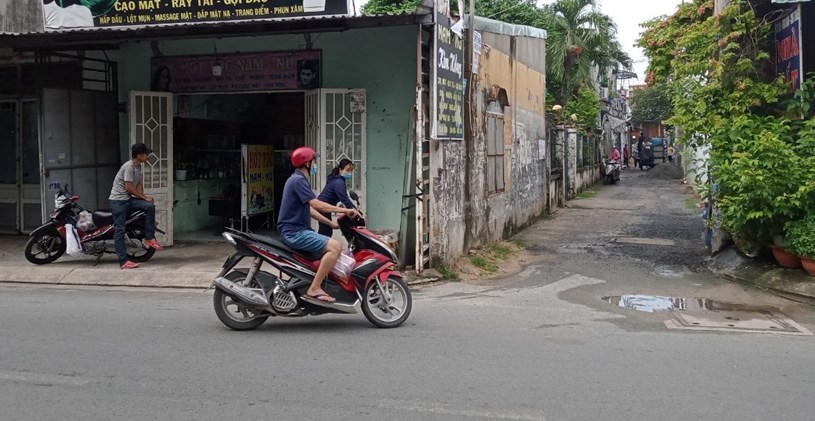 Nh&agrave; 461 đường HT13, KP.3, P.Hiệp Th&agrave;nh, Q.12, TP.HCM b&agrave; Thủy vừa ở vừa cho thu&ecirc;.&nbsp;ĐAN THI