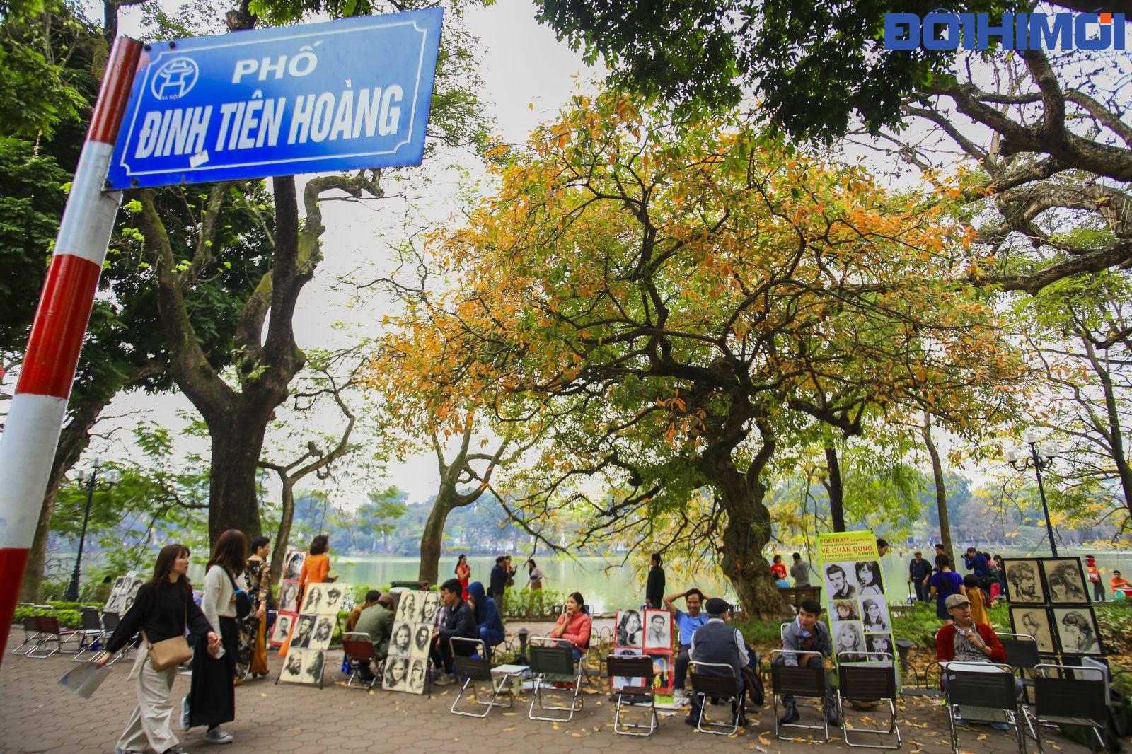 Bất động sản Vuông | Hà Nội đẹp ngỡ ngàng mùa cây thay lá