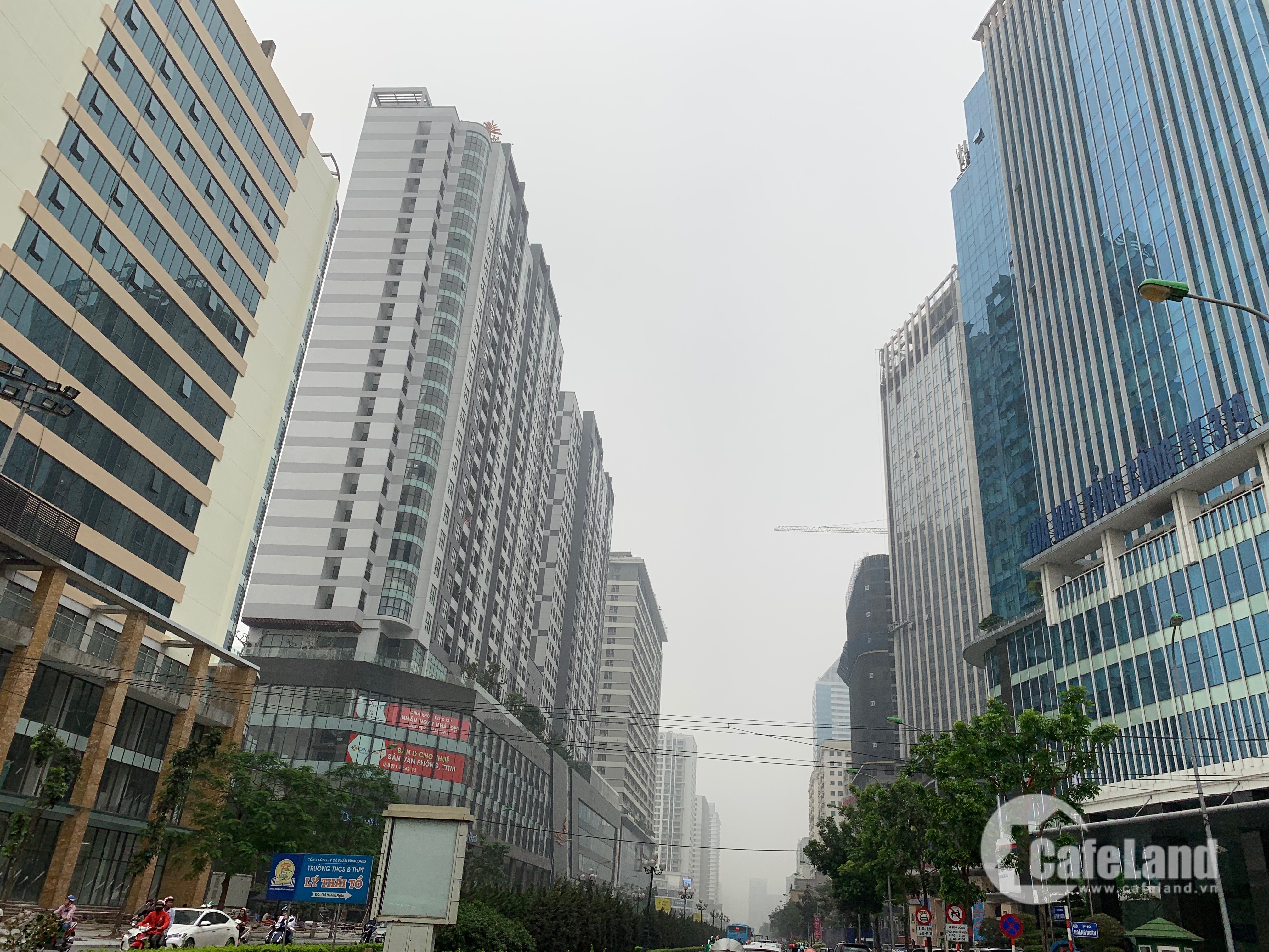 Bất động sản Vuông | Cao ốc “bức tử” hạ tầng phía tây Hà Nội