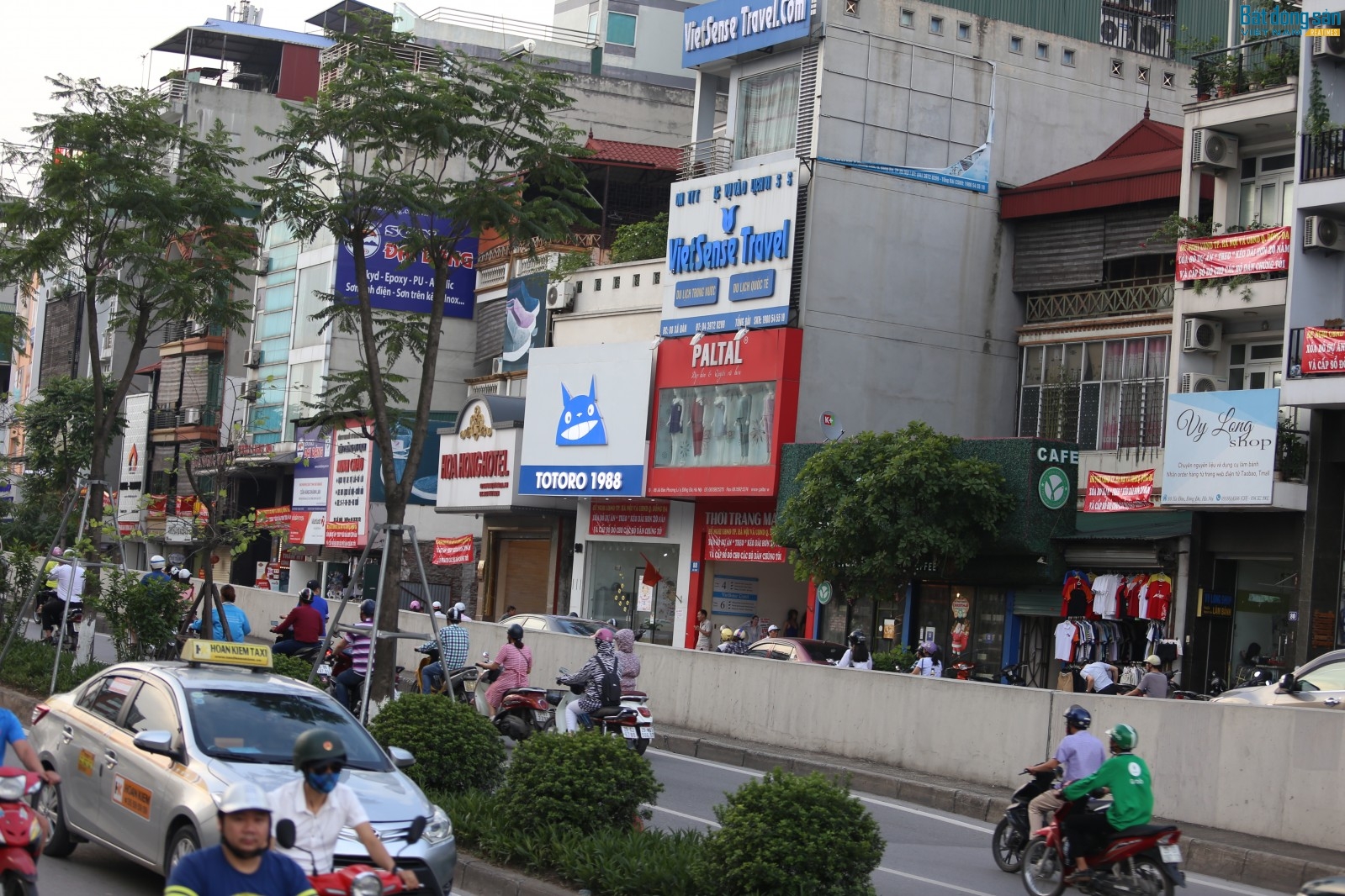 Bất động sản Vuông | Cư dân làng cổ Kim Liên: Hơn 20 năm nhọc nhằn “ngồi trên lửa”