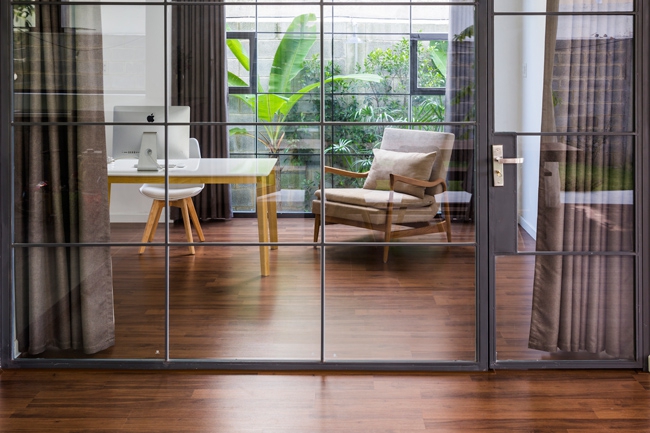Có một ngôi nhà đẹp khiến báo Tây khen hết lời ở phố biển thì cuộc sống còn gì tuyệt hơn nữa - Ảnh 12.