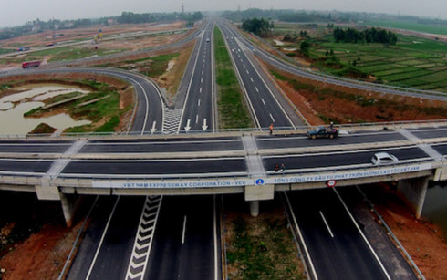 Quốc hội thông qua dự án cao tốc Bắc - Nam