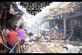 Cháy chợ Tó ở Đông Anh, khu ki-ốt ngàn m2 giữa chợ bị thiêu rụi