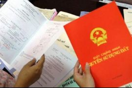 Có quyền sử dụng đất mà không ghi tên vào sổ đỏ là tự từ bỏ quyền lợi!