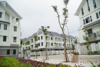 Bán Biệt thự Geleximco Khu C NV Lô Góc Hai Mặt Tiền Đường 13,5m Diện Tích 189,2m² Giá Hợp Lý