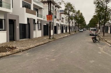 Bán Liền Kề Thanh Hà 90m² Hướng Tây Nam Mặt Tiền 5m Đường 14m Hoàn Thiện Mặt Ngoài Phù Hợp Ở Và Kinh Doanh