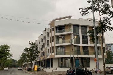 Cho thuê liền kề Thanh Hà B1.1 LK18 290,92m² Hướng Tây Bắc Mặt tiền 10m Đường 60m