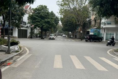 BÁN CĂN NHÀ TT VĂN PHÚ DIỆN TÍCH 69,75m² MẶT TIỀN 4,5m HƯỚNG ĐÔNG NAM ĐƯỜNG 16,5m NHÀ HOÀN THIỆN ĐANG CHO THUÊ DÒNG TIỀN ỔN ĐỊNH