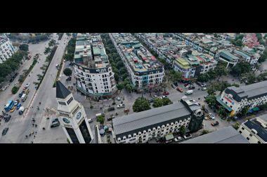 BÁN NHÀ LIỀN KỀ VĂN PHÚ 100M² MẶ TIỀN 5M ĐƯỜNG 42M HƯỚNG TÂY NAM NHÀ THÔ ĐANG CHO THUÊ GIÁ TỐT