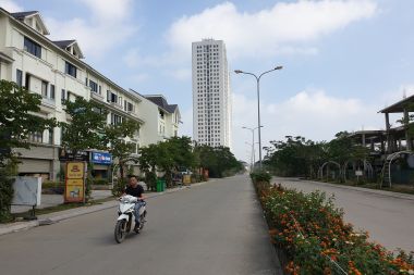 Bán Liền kề 144 m<sup>2</sup> lô D24 Khu đô thị Geleximco - Lê Trọng Tấn