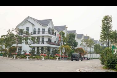BÁN BIỆT THỰ KHU B KĐT GELEXIMCO: DIỆN TÍCH 240M2, MẶT TIỀN 12M HƯỚNG TÂY NAM