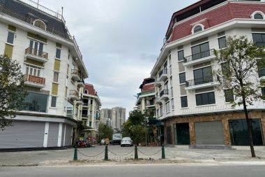 BÁN LIỀN KỀ KĐT PHÚ LƯƠNG: DIỆN TÍCH 76.12M2, MẶT TIỀN 5M HƯỚNG NAM