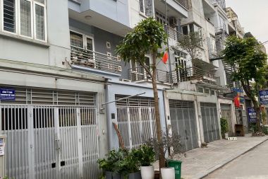 CHO THUÊ LIỀN KỀ KĐT VĂN PHÚ: DIỆN TÍCH 114.4M2, MẶT TIỀN 20.8M LÔ GÓC HƯỚNG TÂY BẮC