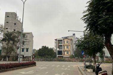 CHÍNH CHỦ GỬI BÁN NHÀ XÂY 4 TẦNG KHU ĐẤT DỊCH VỤ ĐỒNG ĐẾ (GIÁP KHU C GELEXIMCO)
