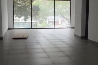 BÁN CĂN LIỀN KỀ LÔ TT06 KHU A KĐT HIM LAM VẠN PHÚC, MẶT ĐƯỜNG TỐ HỮU, NHÀ ĐÃ HOÀN THIỆN CƠ BẢN VĂN PHÒNG, CÓ THANG MÁY