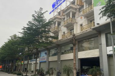 CHO THUÊ CĂN LIỀN KỀ SHOPHOUSE MẶT ĐƯỜNG LÊ TRỌNG TẤN LÔ C2 KĐT GELEXIMCO: DIỆN TÍCH 120M2, MẶT TIỀN 6M HƯỚNG TÂY NAM