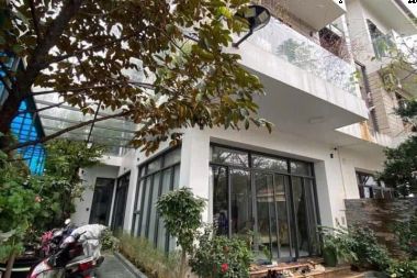 CHÍNH CHỦ BÁN SIÊU PHẨM BIỆT THỰ PHÂN KHU AN VƯỢNG KĐT DƯƠNG NỘI (KHU A) DIỆN TÍCH 250M2, MẶT TIỀN 9M HƯỚNG TÂY BẮC NHÀ ĐÃ HOÀN THIỆN CỰC ĐẸP VÀ NÉT, NỘI THẤT ĐẦU TƯ CAO CẤP, SANG TRỌNG