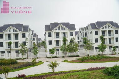 Bán biệt thự đơn lập Geleximco khu D lô D39 hướng Đông Nam diện tích 320 m2 mặt tiền rộng 16m