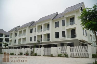 Bán liền kề khu C Geleximco diện tích 75m2 giá 5.2 tỷ gồm xây thô