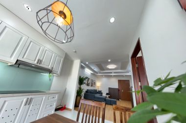 Bán căn góc tầng 18 SME Hoàng Gia full nội thất ban công Đông Nam