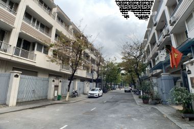 Bán liền kề An Hưng hướng Đông Nam mặt tiền 5m, diện tích 82,5 m2 gần trường tiểu học An Hưng và trường THCS Lê Quý Đôn