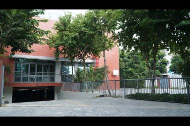 Bán căn liền kề Văn Phú nhà đã hoàn thiện, đường 12m, diện tích 90m2, quay sang trường học