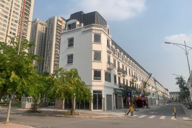 Bán liền kề La Casta mặt công viên diện tích 79 m2 hai mặt đường vừa ở vừa kinh doanh tốt