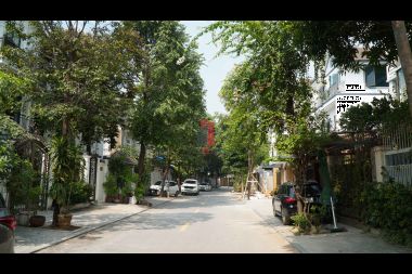 Cần thanh khoản lô liền kề khu đô thị Văn Phú, hướng Đông Bắc, mặt tiền 4.5m, sổ đỏ chính chủ